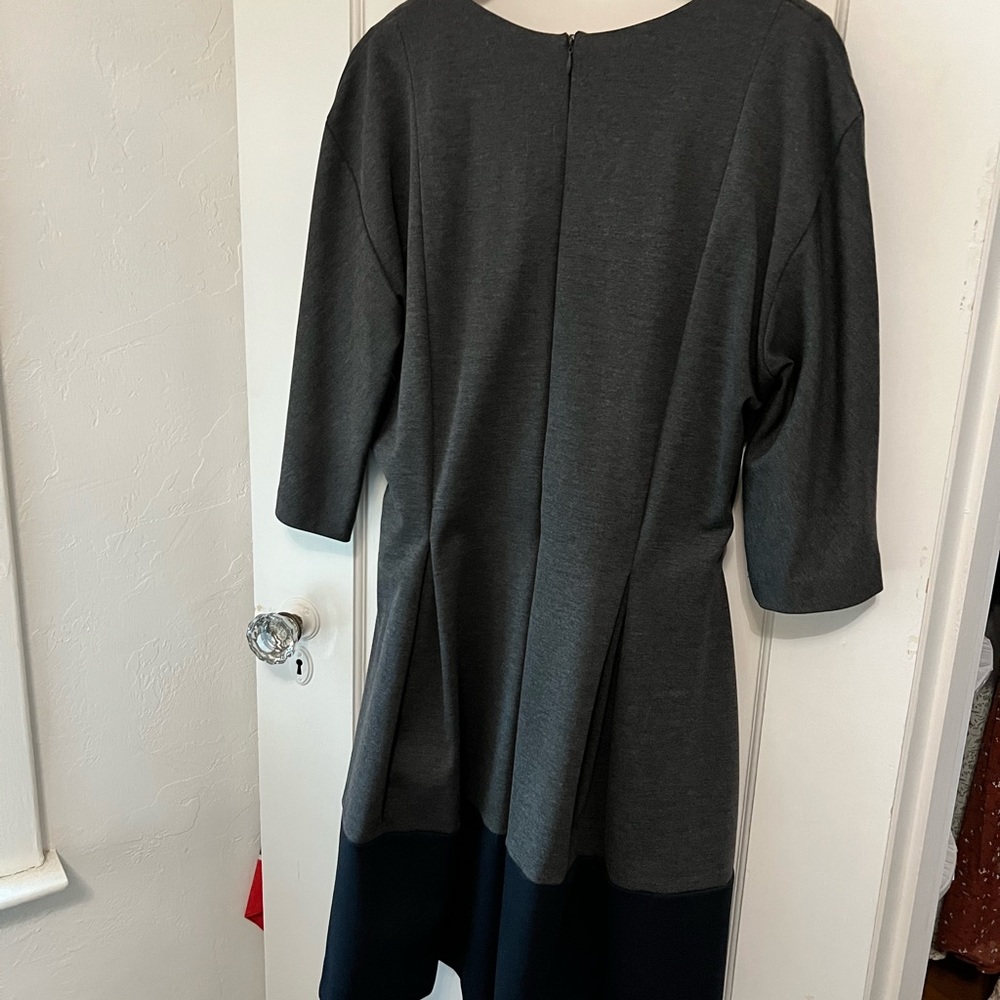 Fit and flare Gap dress WITH POCKETS